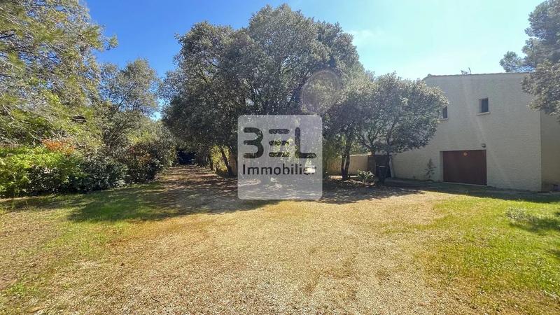 Propriété - 193 m² - 5 pièces