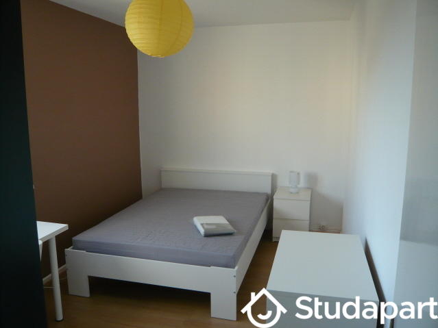 Chambre - 15 m² - 1 pièce