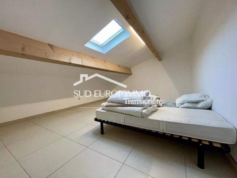 Appartement - 95 m² - 3 pièces