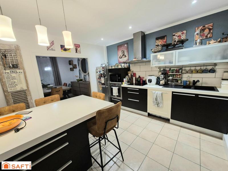 Maison - 150 m² - 7 pièces