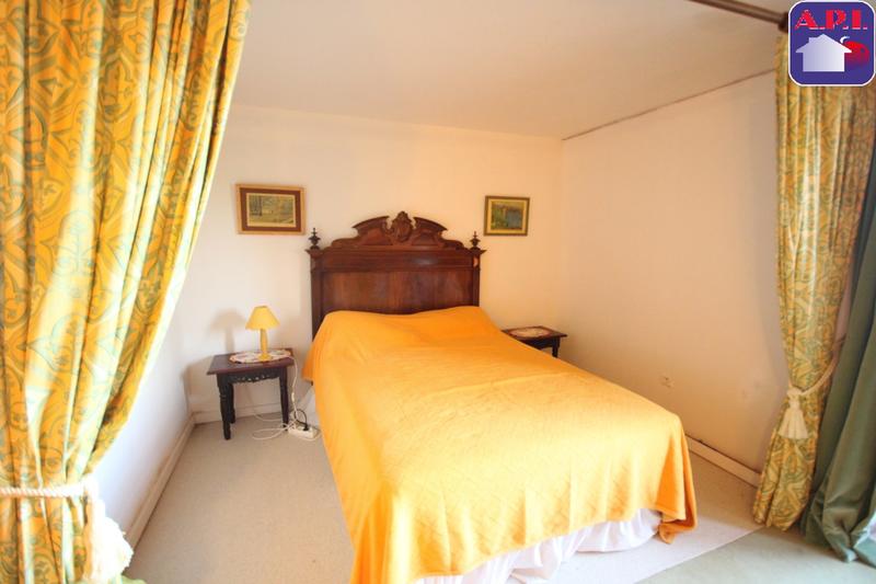 Maison - 224 m² - 6 pièces