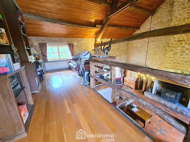 Maison - 191 m² - 7 pièces