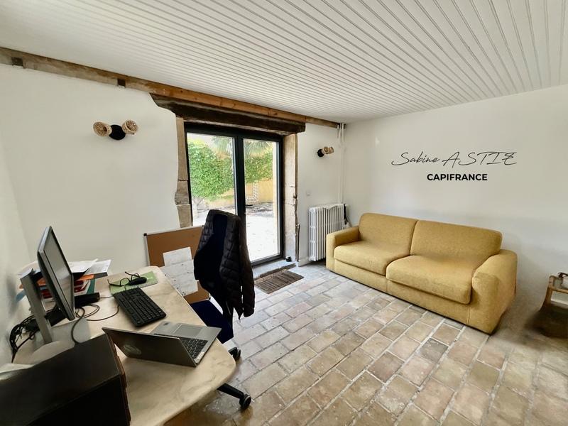 Maison - 259 m² - 9 pièces