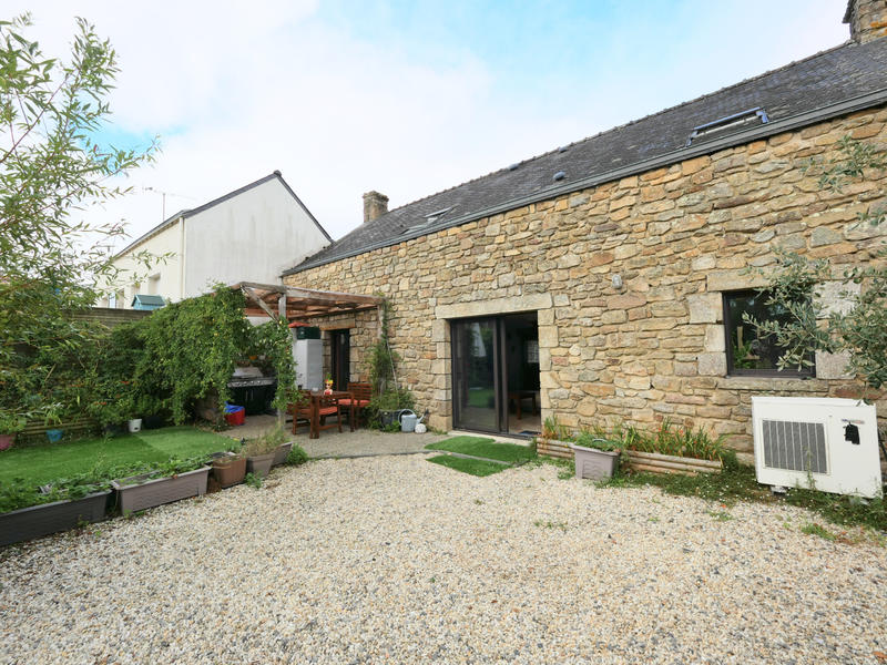 Maison - 98 m² - 5 pièces