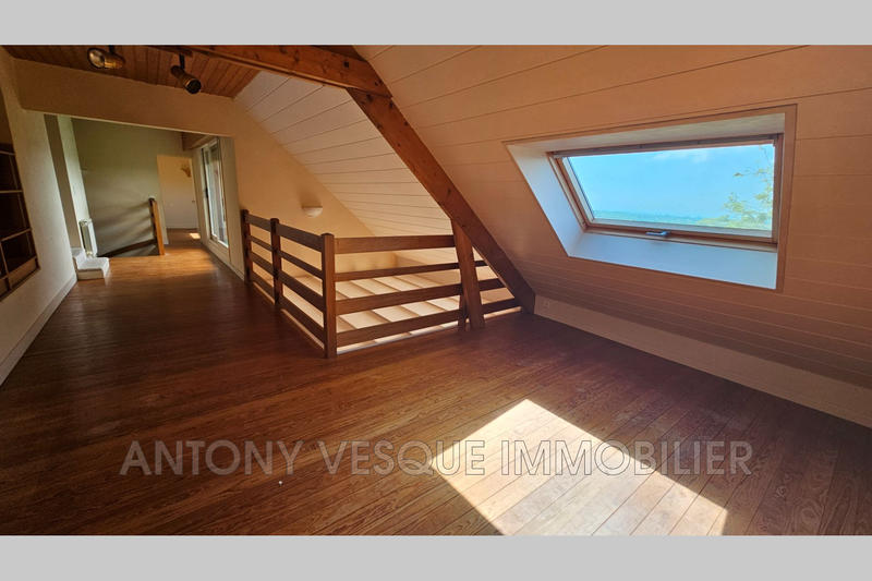 Villa - 169 m² - 7 pièces