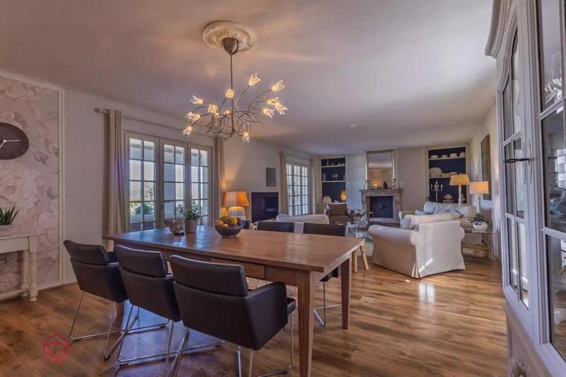 Villa - 158 m² - 4 pièces