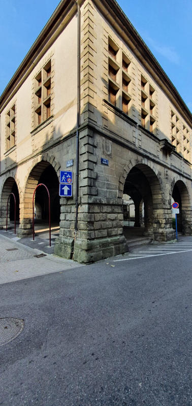 Immeuble - 9 pièces