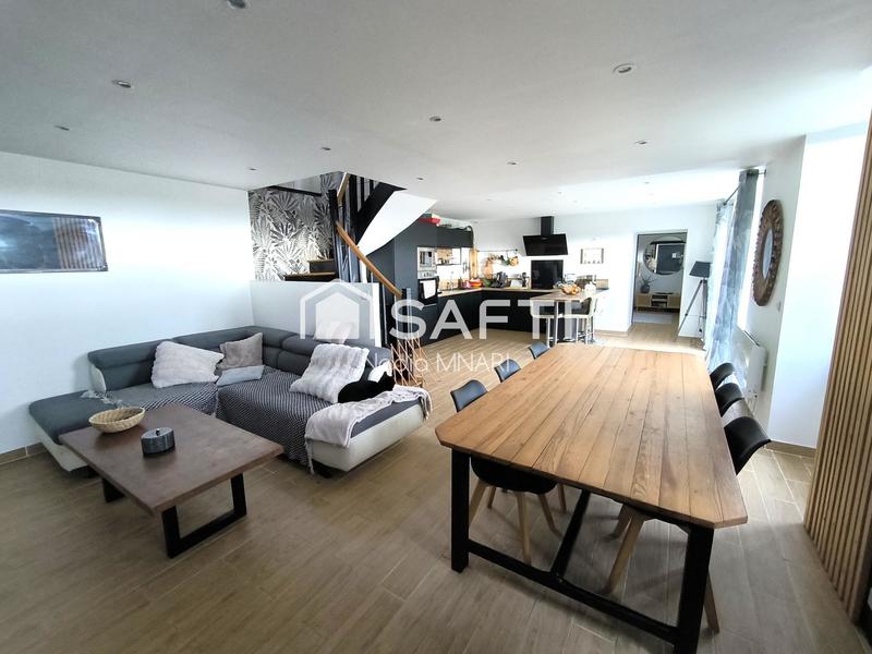 Maison - 140 m² - 6 pièces