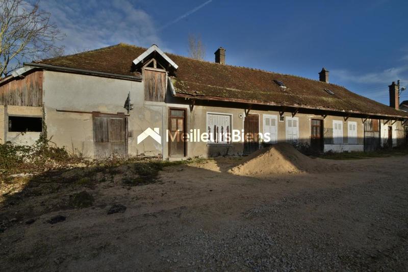 Maison - 380 m² - 8 pièces