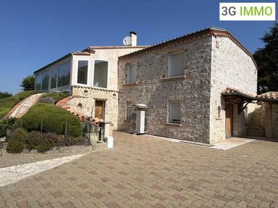 Villa - 100 m² - 4 pièces