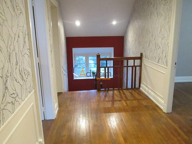 Maison - 142 m² - 7 pièces