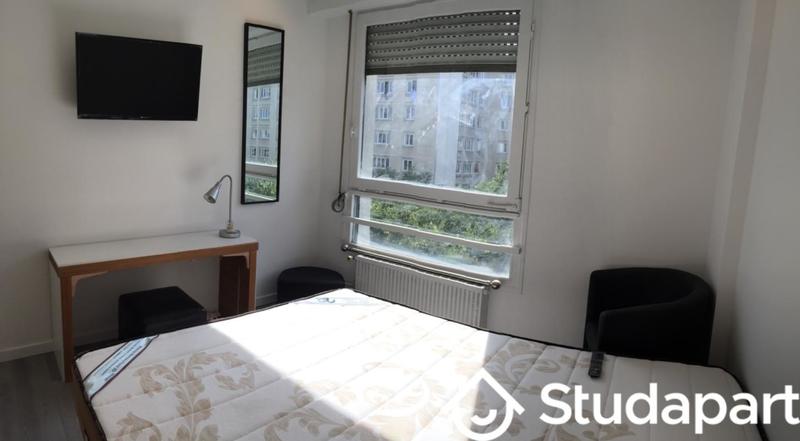 Chambre - 11 m² - 1 pièce