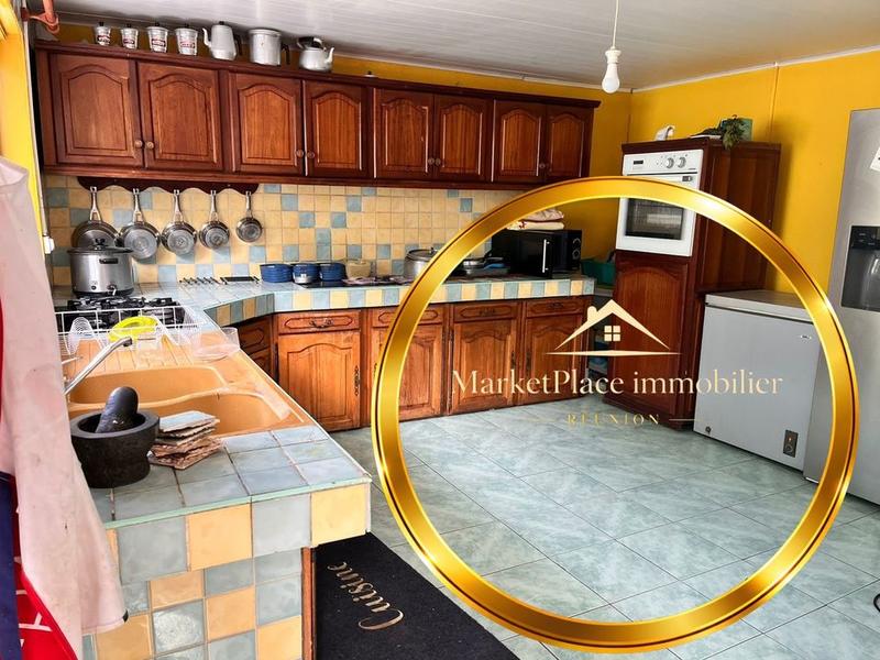 Maison - 140 m² - 5 pièces