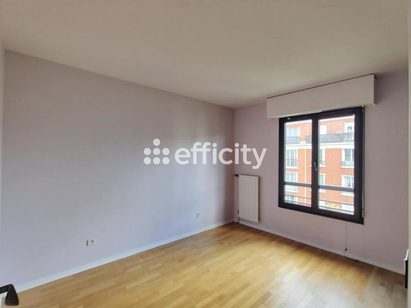 Appartement - 95 m² - 5 pièces