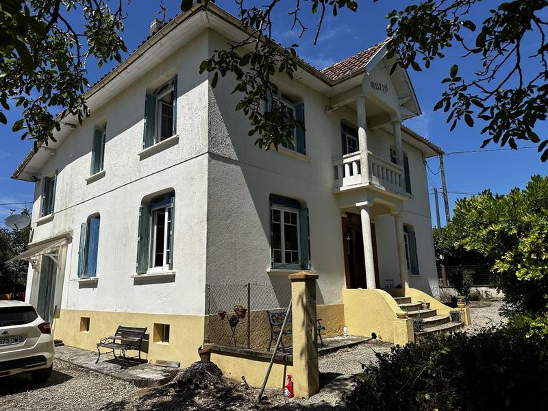 Maison traditionnelle - 173 m² - 7 pièces