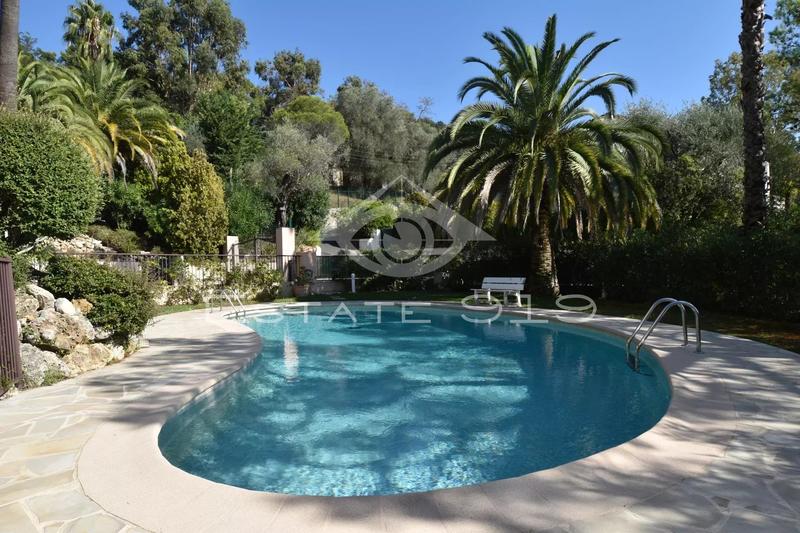 Appartement - 80 m² - 3 pièces