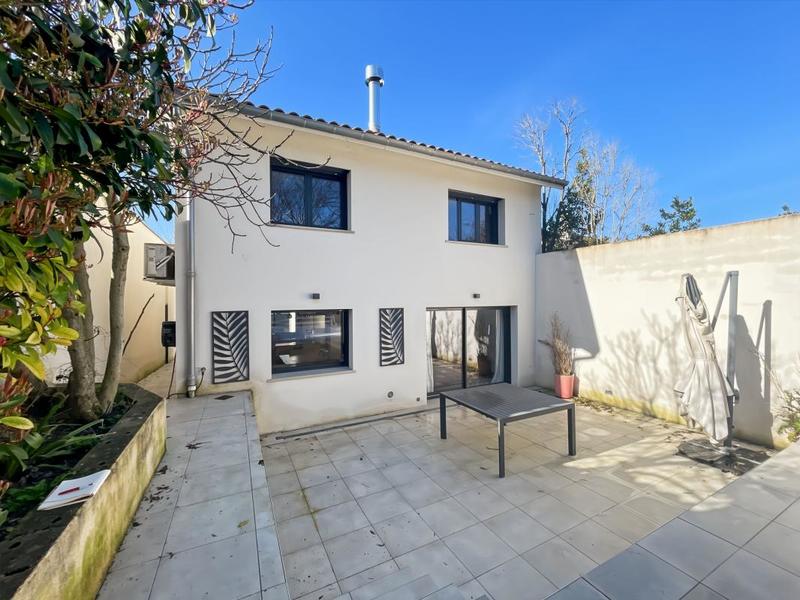 Maison - 151 m² - 6 pièces