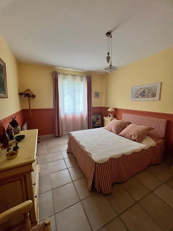 Maison - 208 m² - 7 pièces