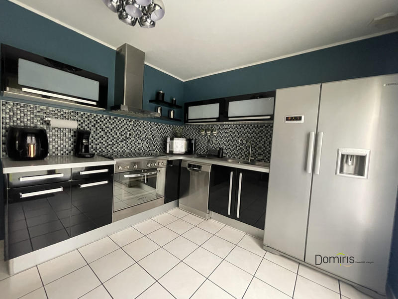 Maison - 110 m² - 4 pièces