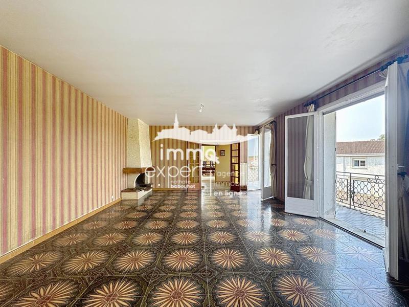 Maison de village - 244 m² - 8 pièces