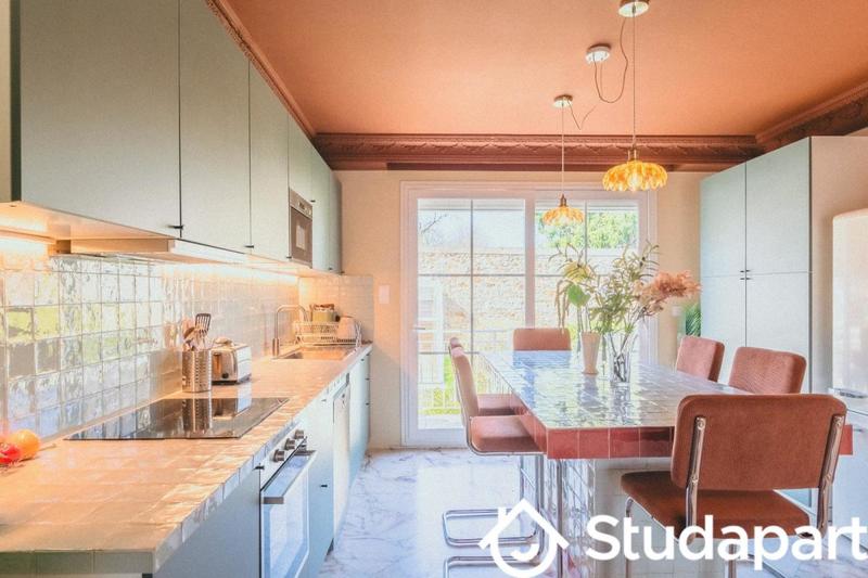 Chambre - 11 m² - 1 pièce