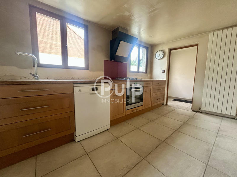 Maison - 95 m² - 5 pièces