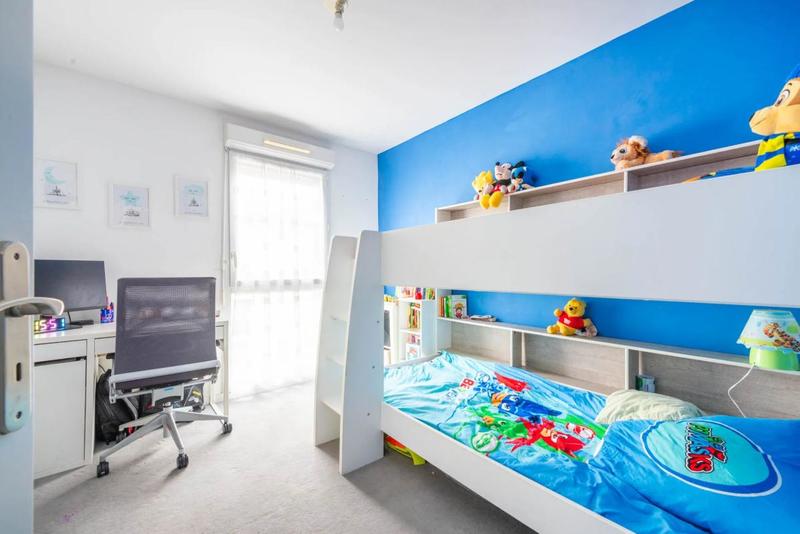 Appartement - 80 m² - 4 pièces