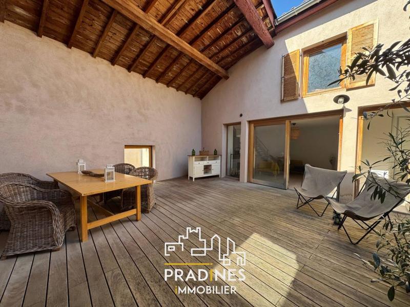 Duplex - 144 m² - 6 pièces