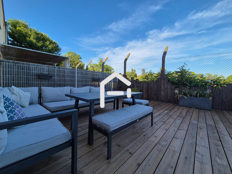 Maison - 94 m² - 4 pièces