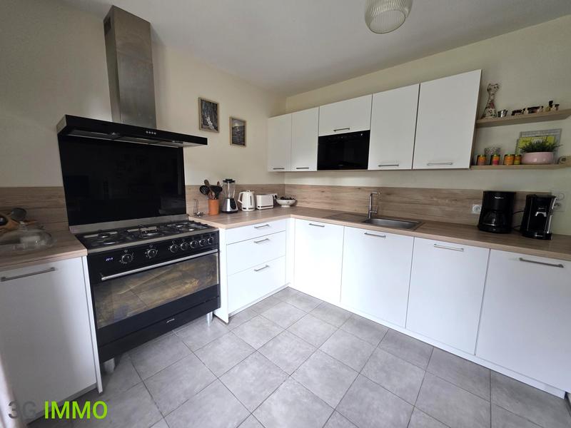 Maison - 100 m² - 4 pièces