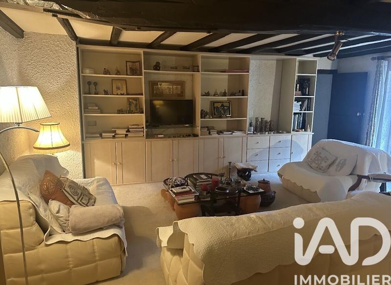 Maison - 285 m² - 9 pièces