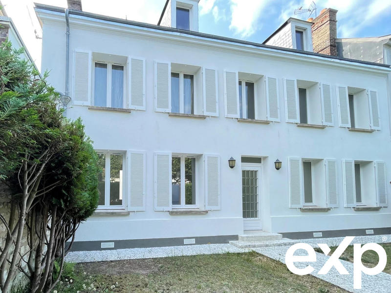 Maison - 140 m² - 6 pièces