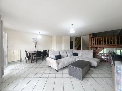 Appartement - 107 m² - 5 pièces