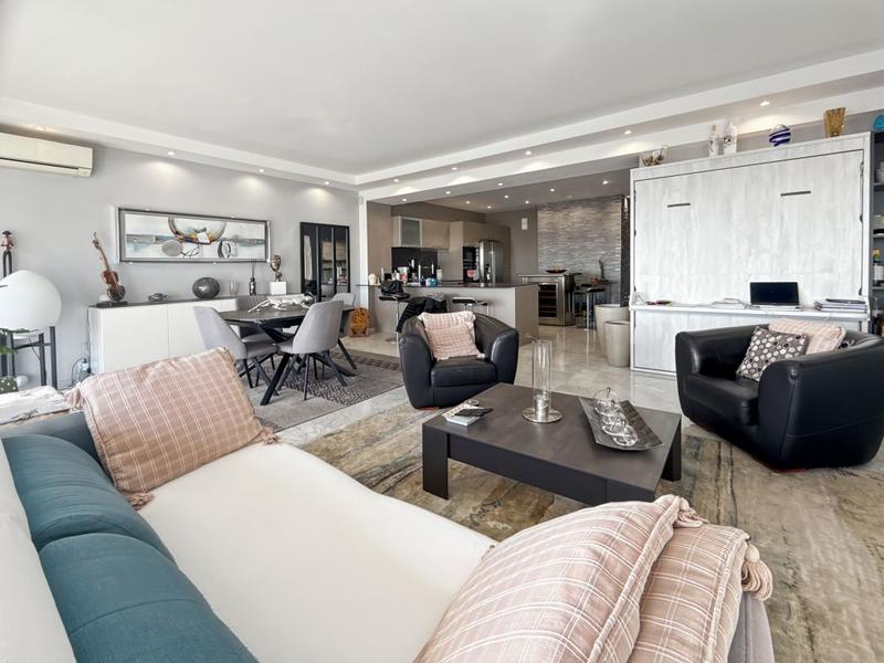 Appartement - 79 m² - 2 pièces