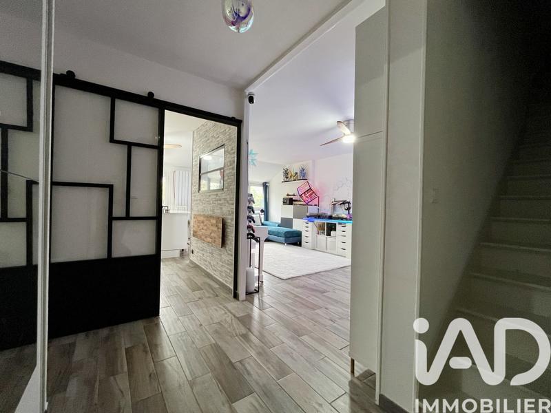 Appartement - 98 m² - 4 pièces