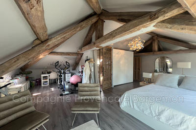 Maison - 190 m² - 6 pièces