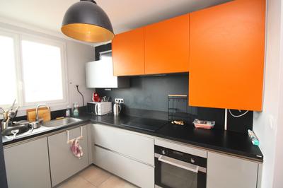 Appartement - 80 m² - 4 pièces