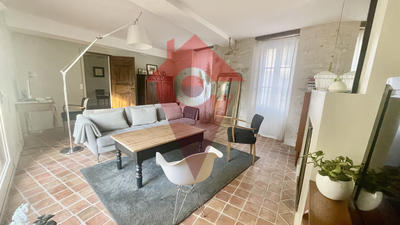 Maison - 200 m² - 7 pièces