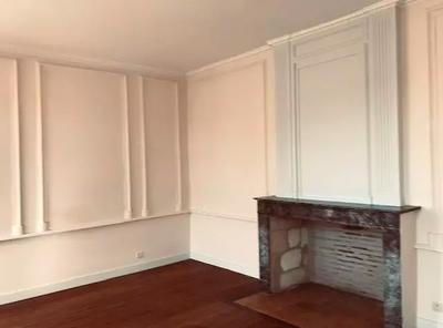 Demeure - 220 m² - 6 pièces