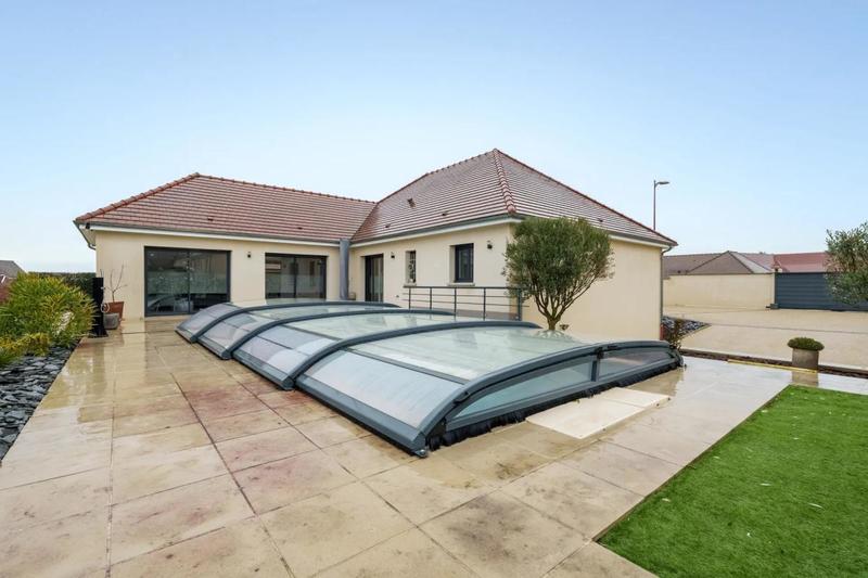 Maison - 146 m² - 5 pièces