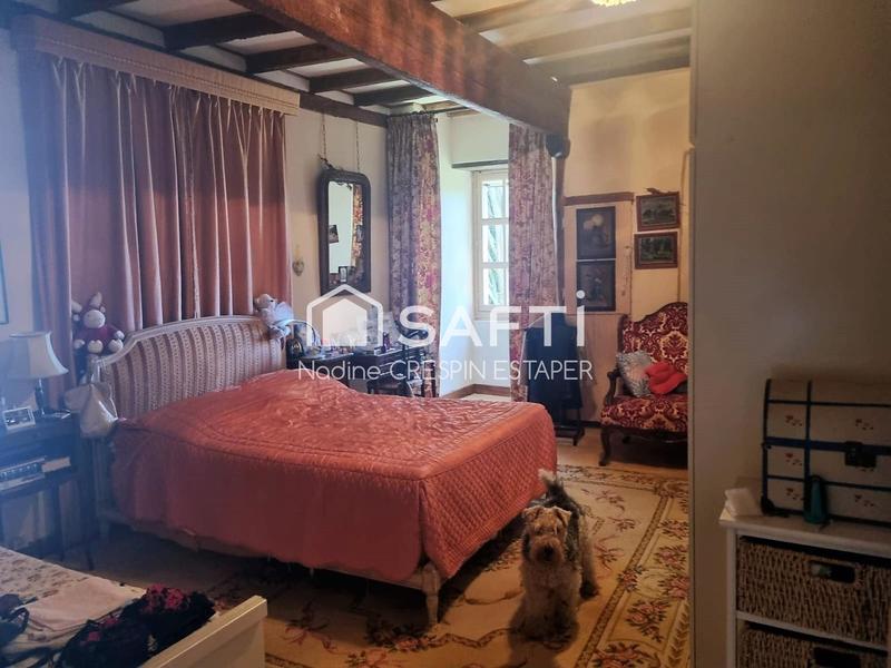 Maison - 400 m² - 11 pièces