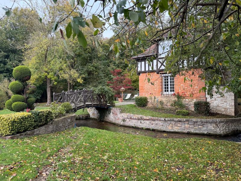 Maison ancienne - 107 m² - 10 pièces