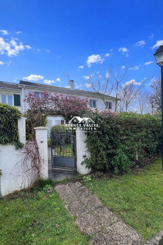 Maison - 83 m² - 4 pièces