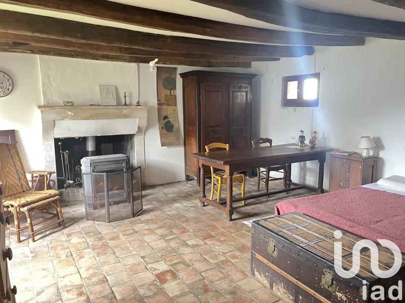 Maison - 222 m² - 8 pièces