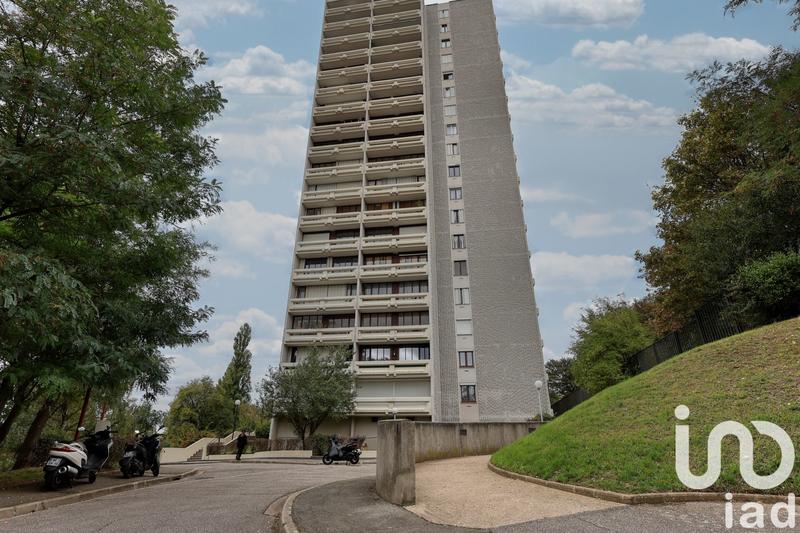 Appartement - 75 m² - 3 pièces