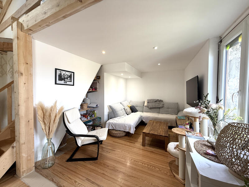 Maison - 98 m² - 4 pièces