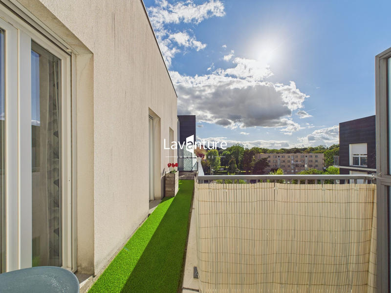 Appartement - 96 m² - 5 pièces