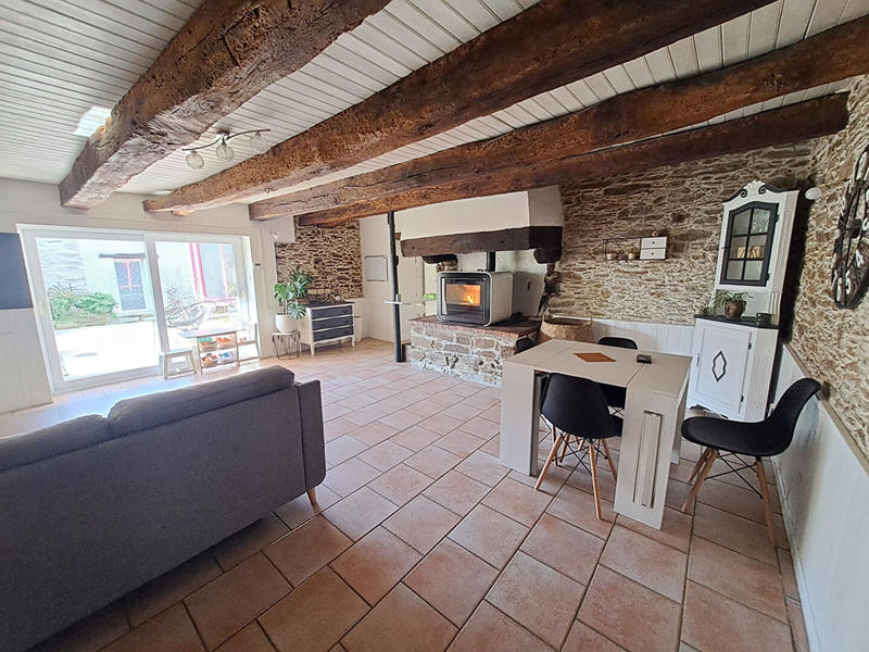 Maison - 95 m² - 4 pièces