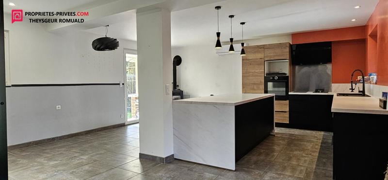 Maison - 117 m² - 6 pièces