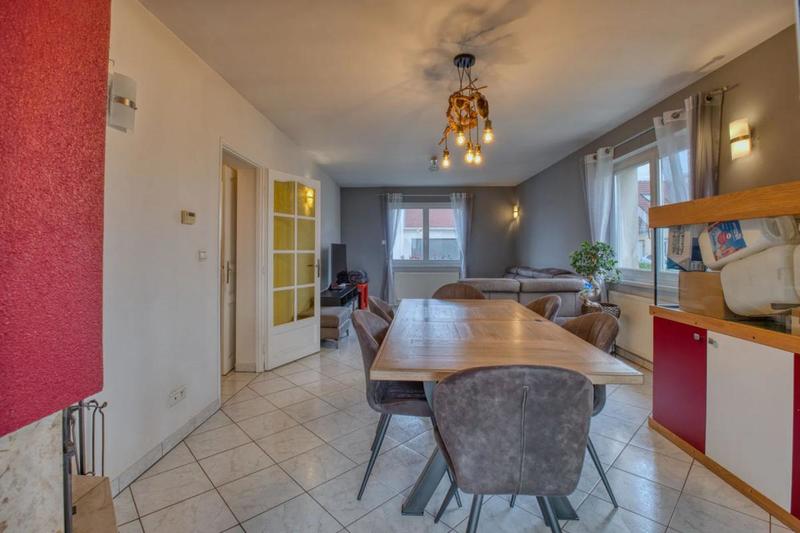 Maison - 266 m² - 7 pièces